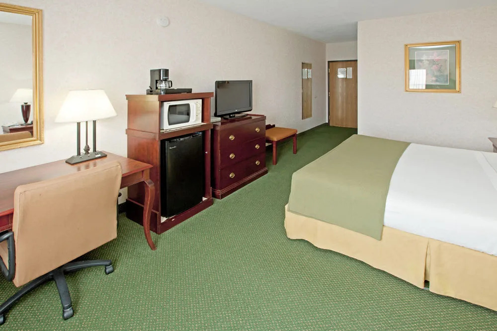 Holiday Inn Express & Suites Bad Axe by IHG