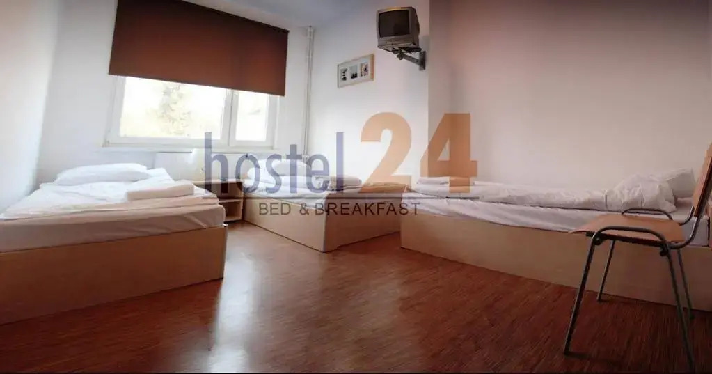 Hostel 24