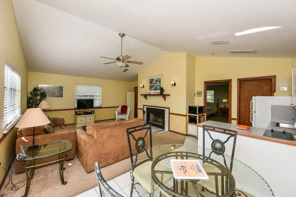 Coastal Surfside By Beachside Management