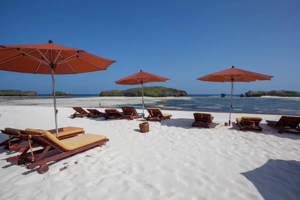 Seven Islands Resort