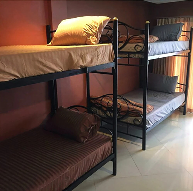 Amika Guesthouse & Hostel