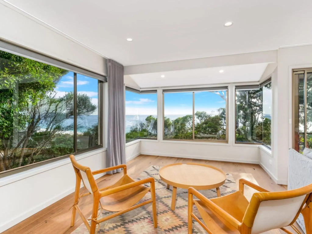 Chinamans at Hyams Beach