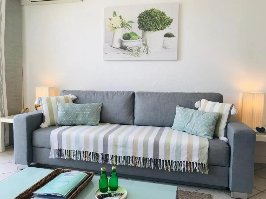 Sunny Cap View Terrace with Sea Views and AirCon