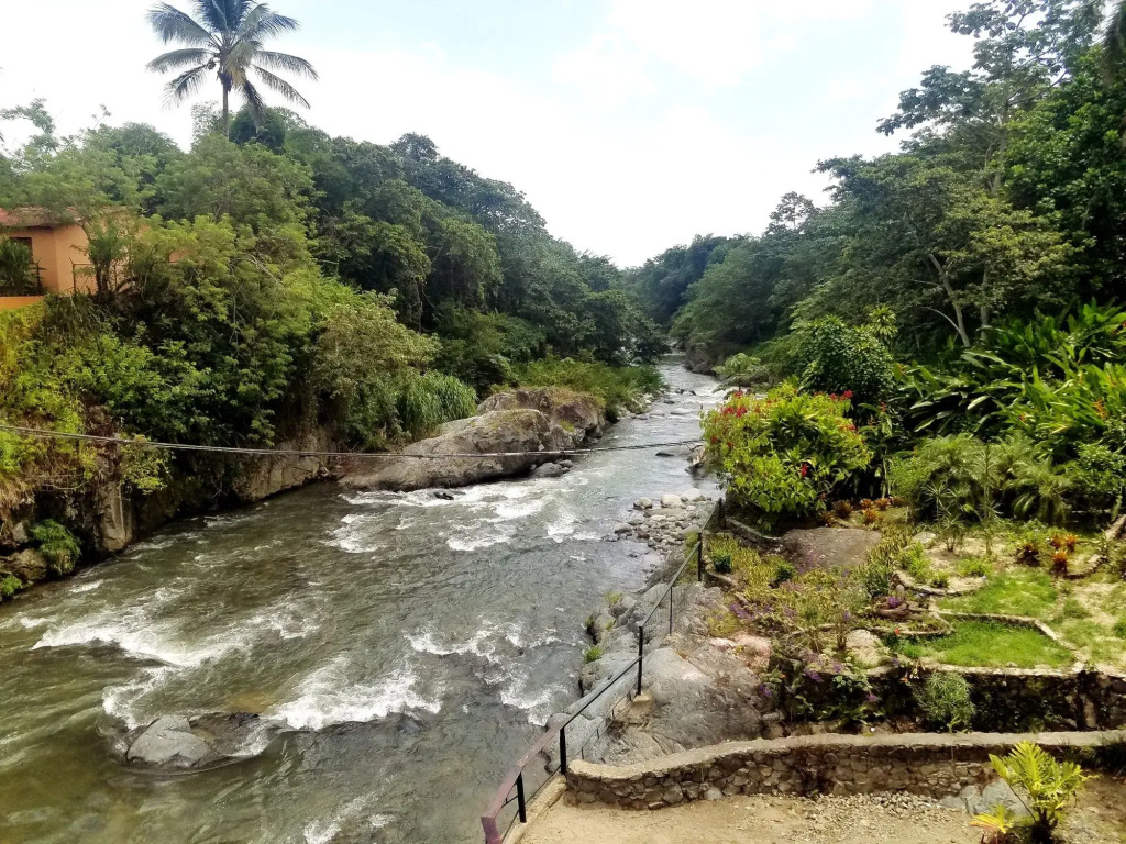 Jarabacoa River Club & Resort