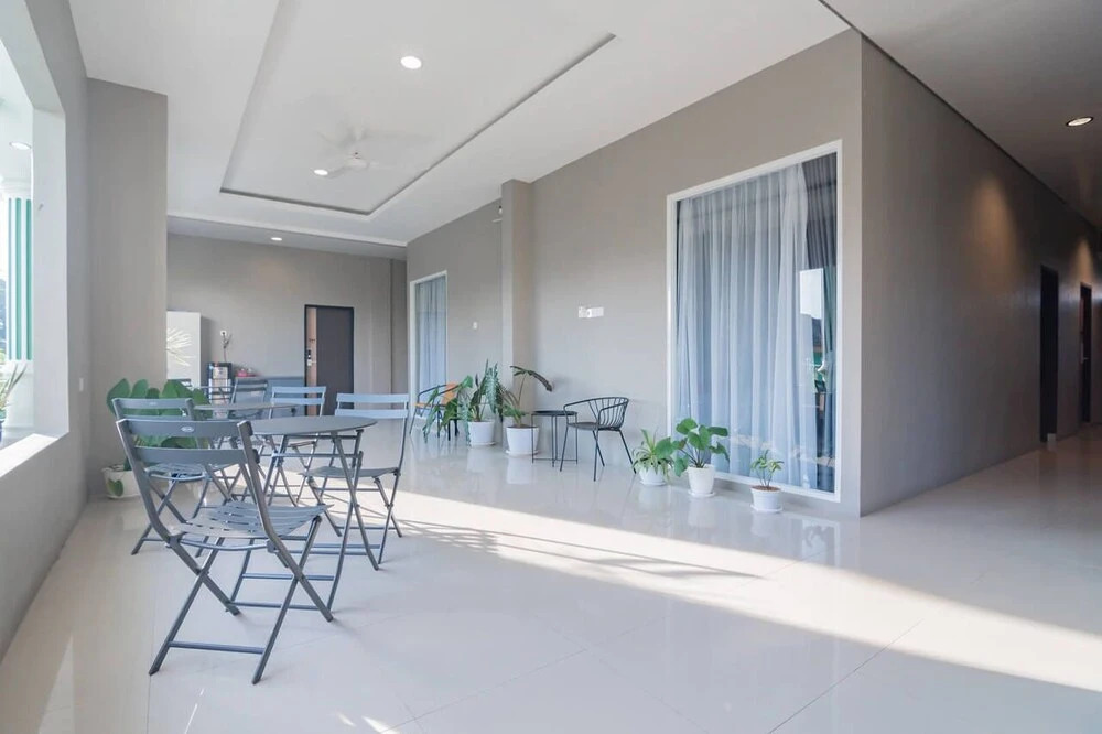 RedDoorz Plus near Siloam Hospital Balikpapan