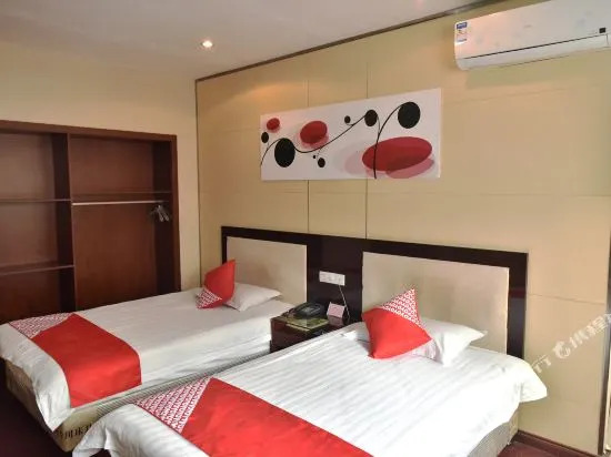 Mechar Hotel (Zhangjiagang Shazhou Road Pedestrian Street)