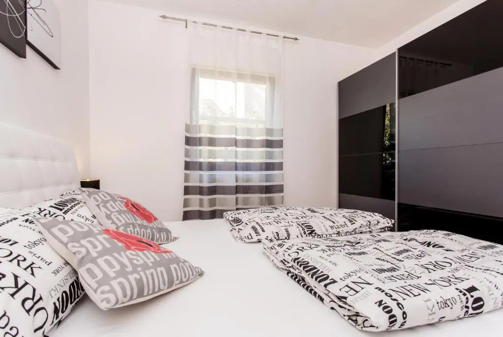 Apartments Zeljko B