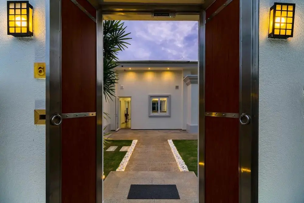 Luxury Pool Villa 608
