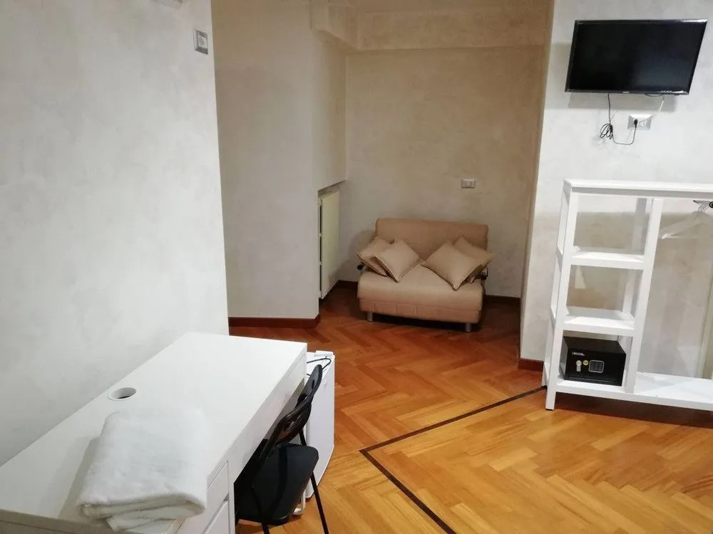 Naples Dome Suites