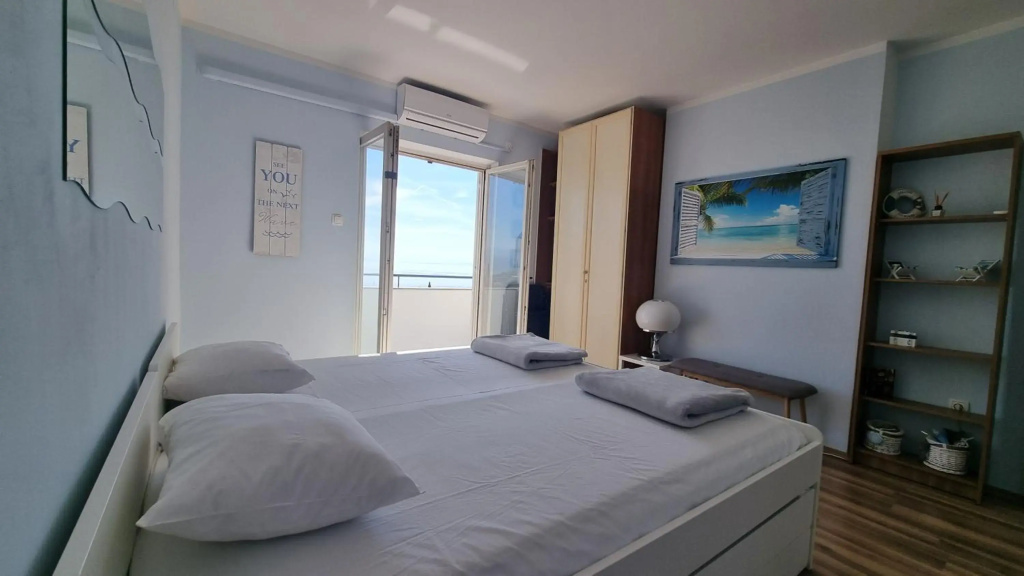 Apartment in Opatija Riviera - direct Sea View, Free Parking and close to Beaches and Promenade