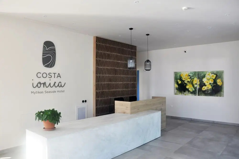 Costa Ionica · Mytikas Seaside Hotel