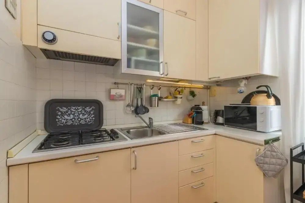 GuestHost -Sunny Dorsoduro Apartment