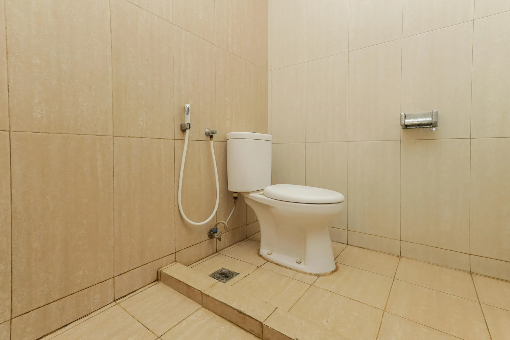 RedDoorz near Juanda Airport T1