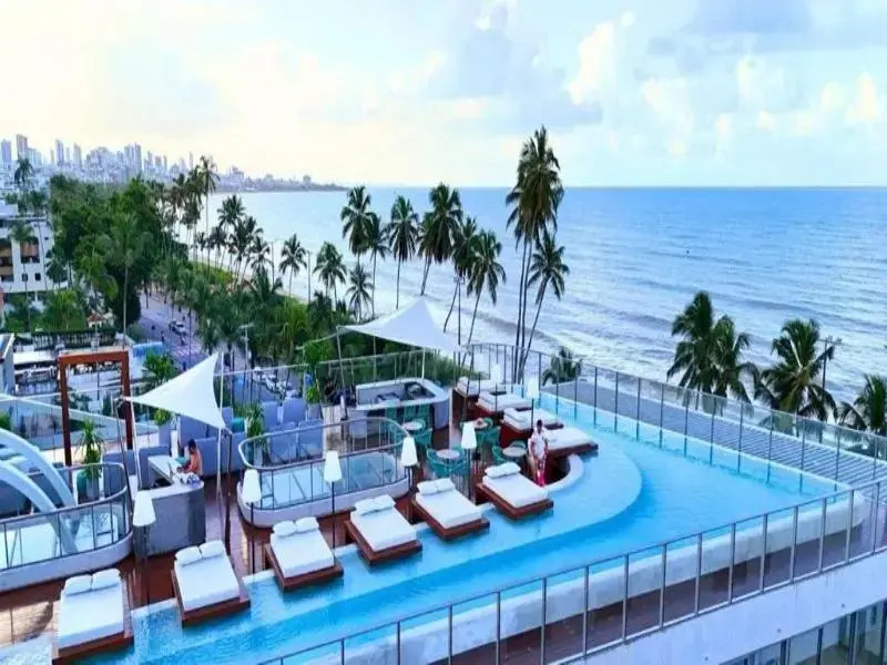 Setai Yacht Apart Hotel by lesuites