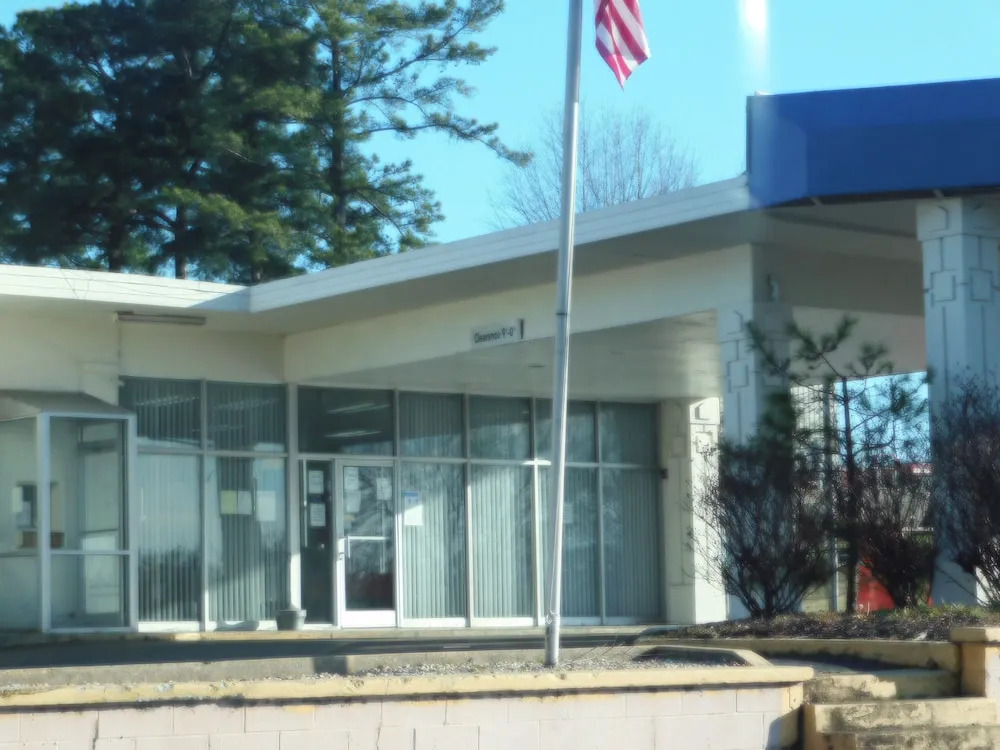 Landmark Inn
