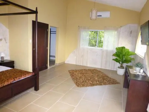 Villa Tesoro