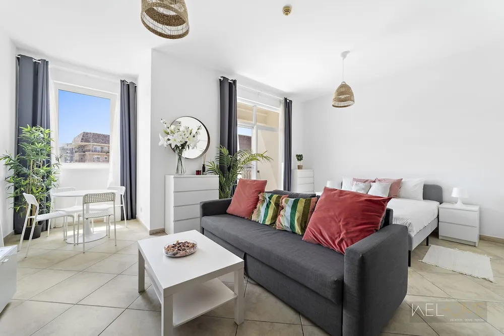 WelHome - Stylish Studio with Park Views in Regent House 2