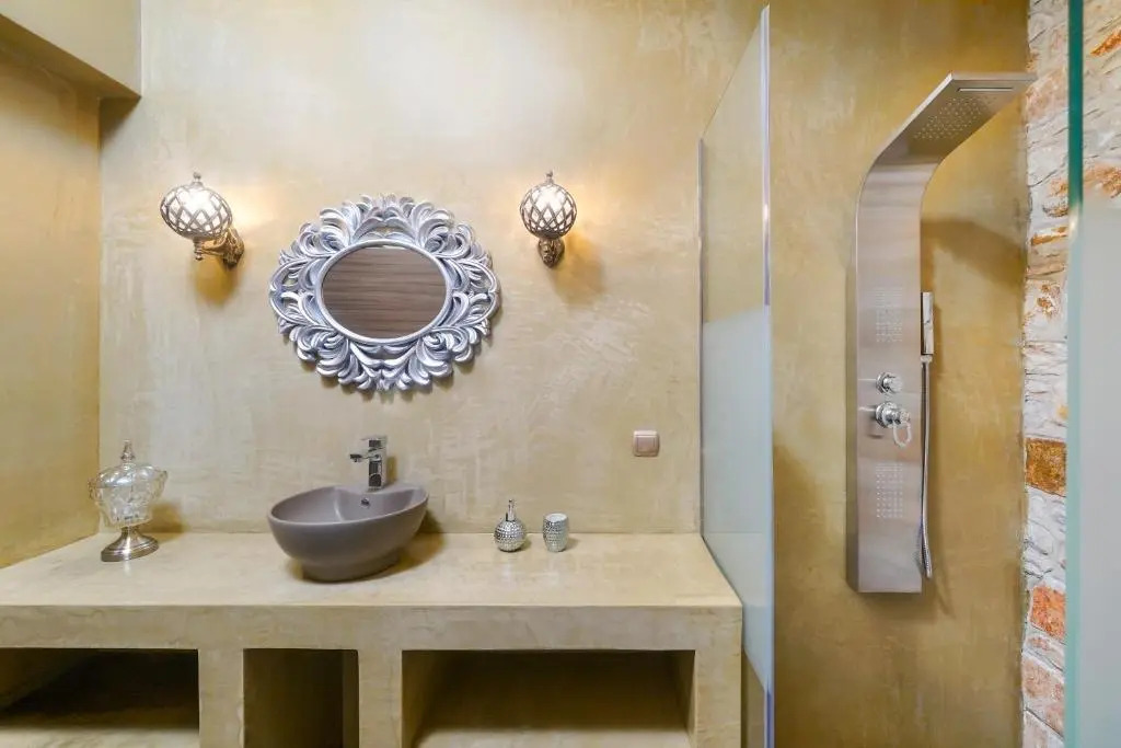 Kastro Stone House