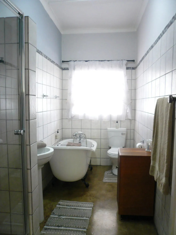 17 on Bird Guest House
