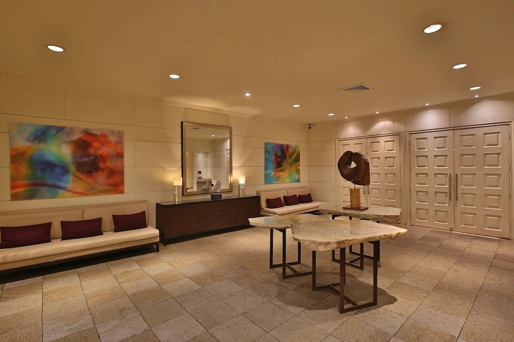 InterContinental San Salvador-Metrocentro Mall