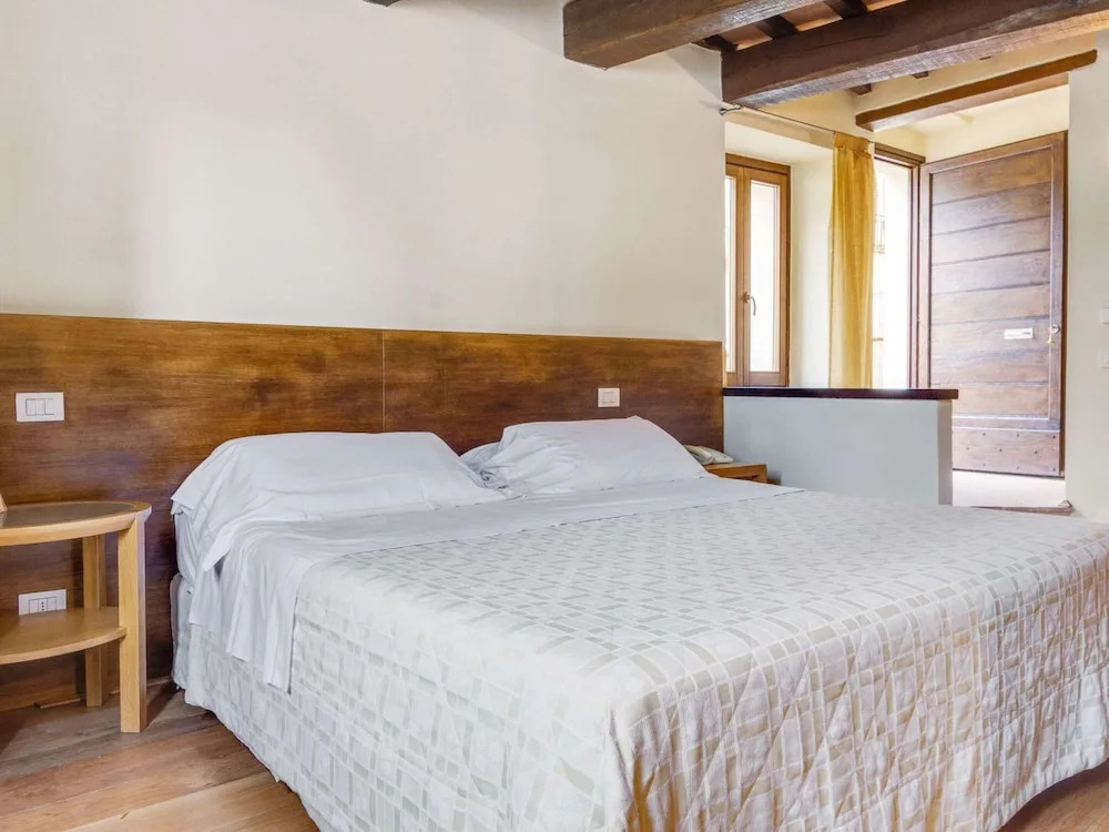 Apartment in Umbria with Pool & Nature Views