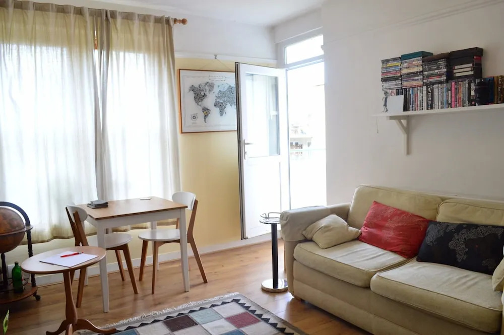 Flat in the Centre of Stoke Newington