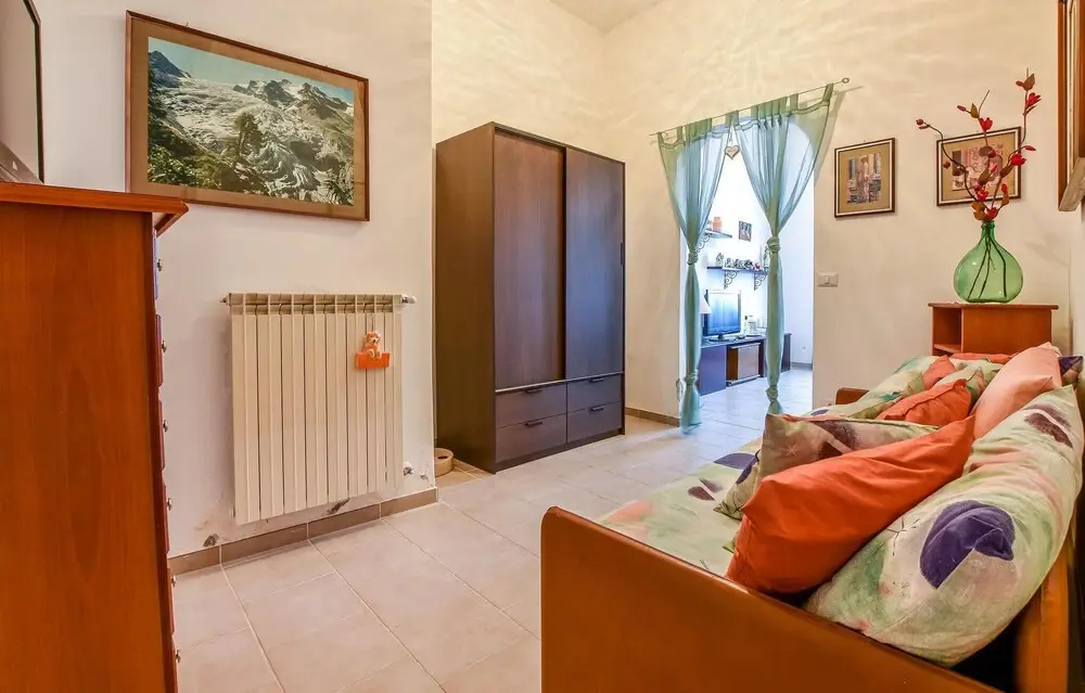 Amazing Home in Piedimonte Etneo With Wifi and 1 Bedrooms