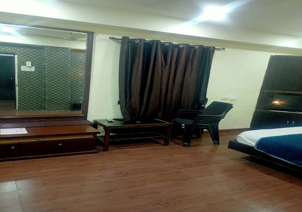 Hotel Geetanjali St Bus Stand Panvel