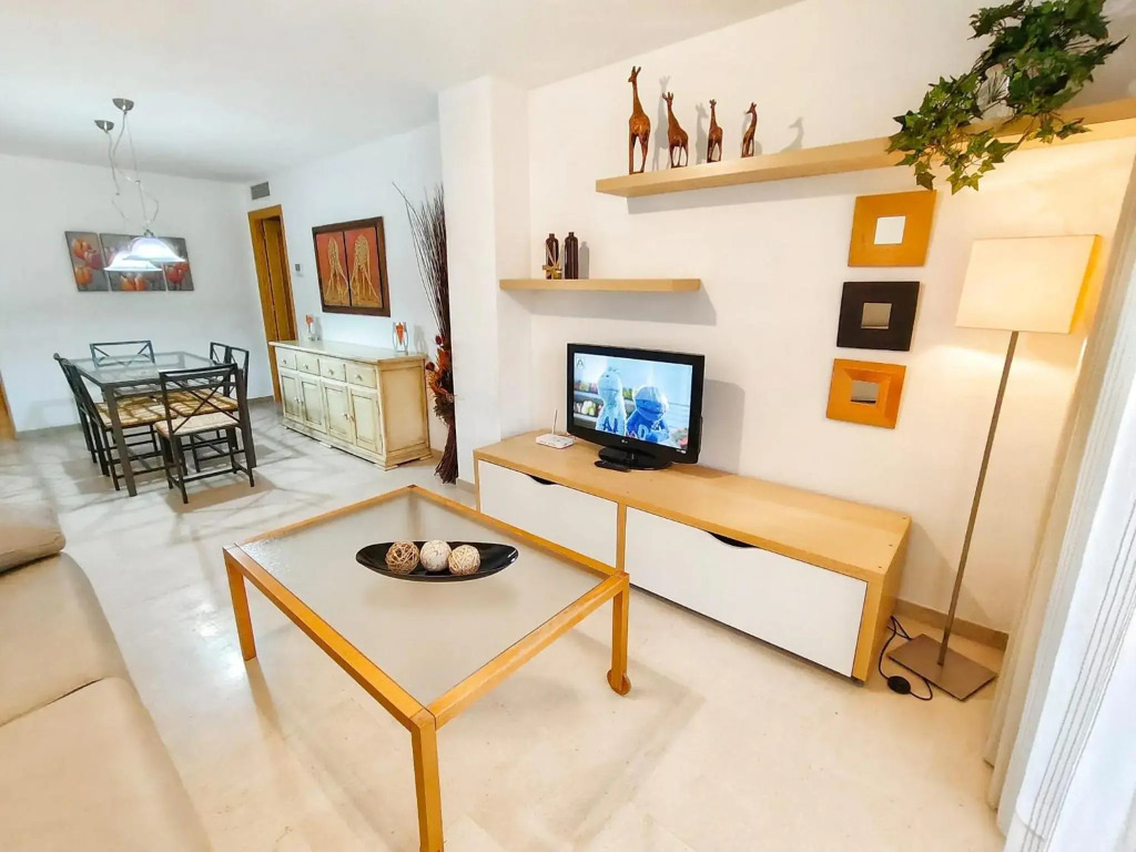 Vivienda en residencial con piscina