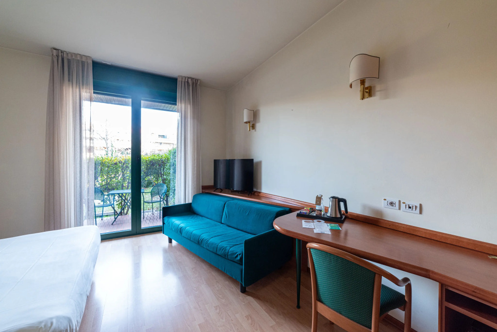 Phi Hotel Emilia
