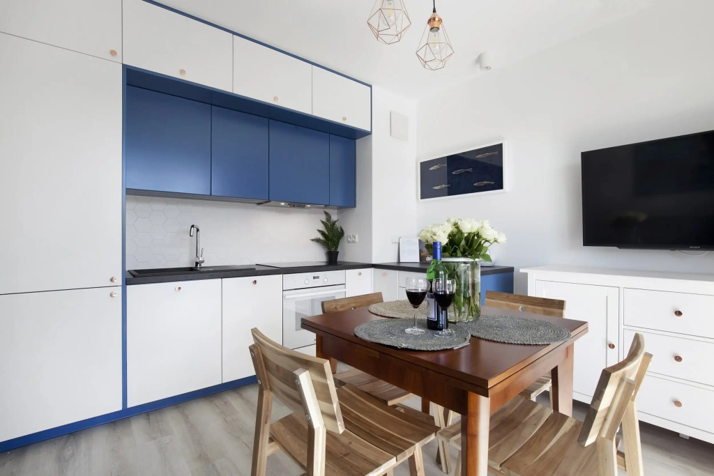 Elite Apartments Verde  | 10 minutes walk from the beach & balcony | SEASIDE