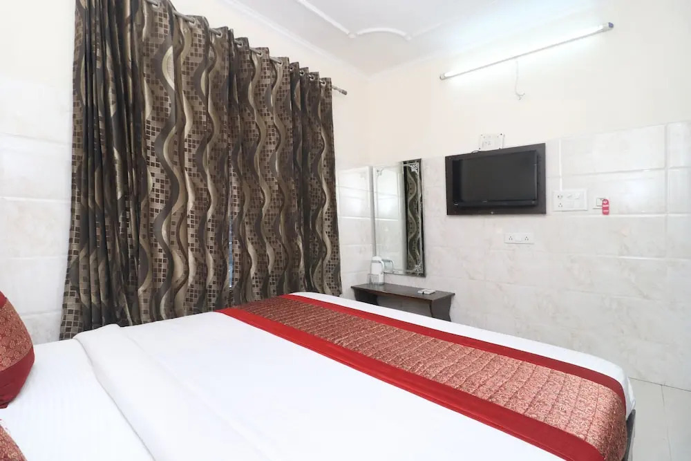 OYO 3947 Hotel City Inn Tower