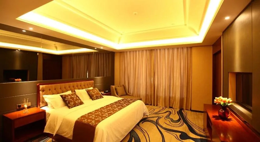 Longyue International Hotel