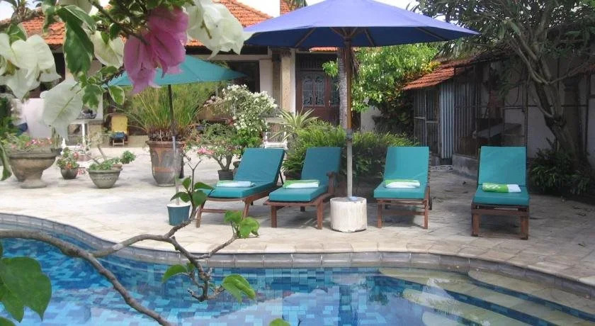 Ombak Putih Bungalows