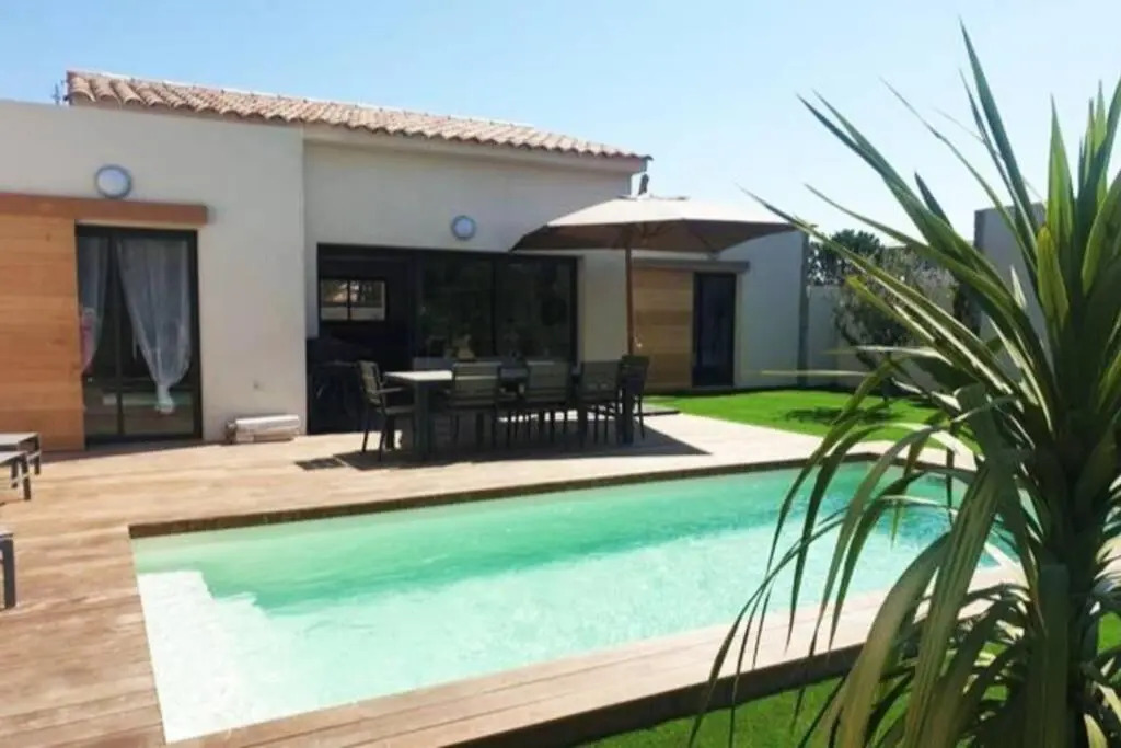 Villa**** piscine proche de la plage Cala Rossa