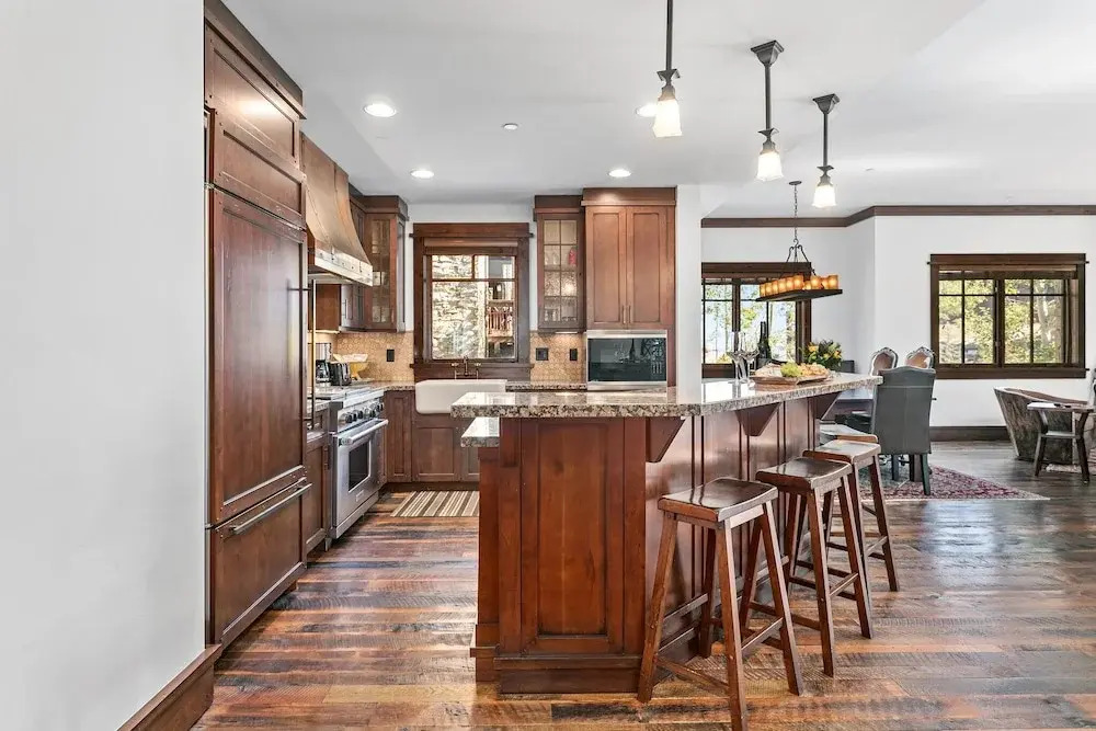 Arrowleaf Lodge at Deer Valley Resort - Three Bedroom Residence #110 3 Condo