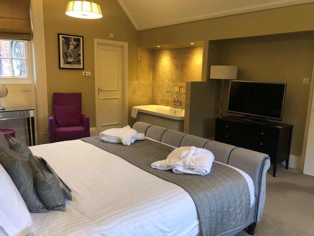 The Lincoln Hotel