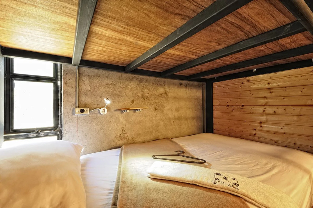 Pulley Hostel Hua Hin