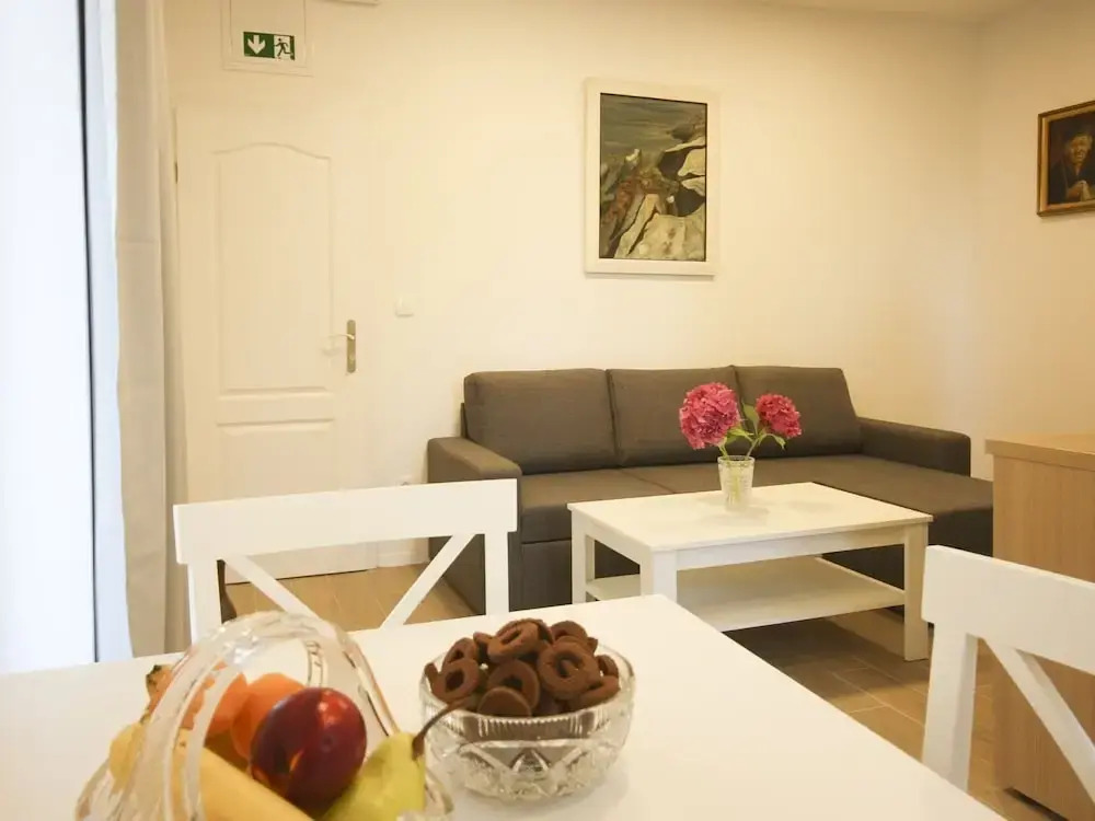 Apartment Goge - One-bedroom Apartment With Balcony