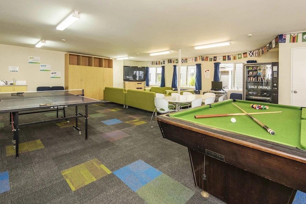 Campus Summer Stays - Akoranga Village