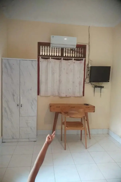 Nushe Hostel & Room