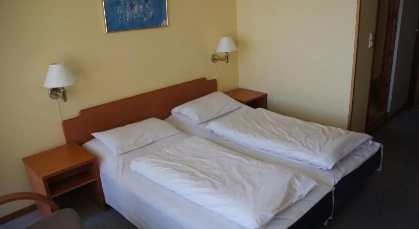 Midtnes Hotel