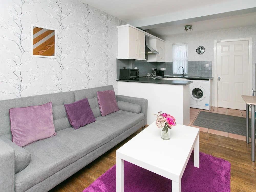 Queens Quarter Apartment Hugh Street
