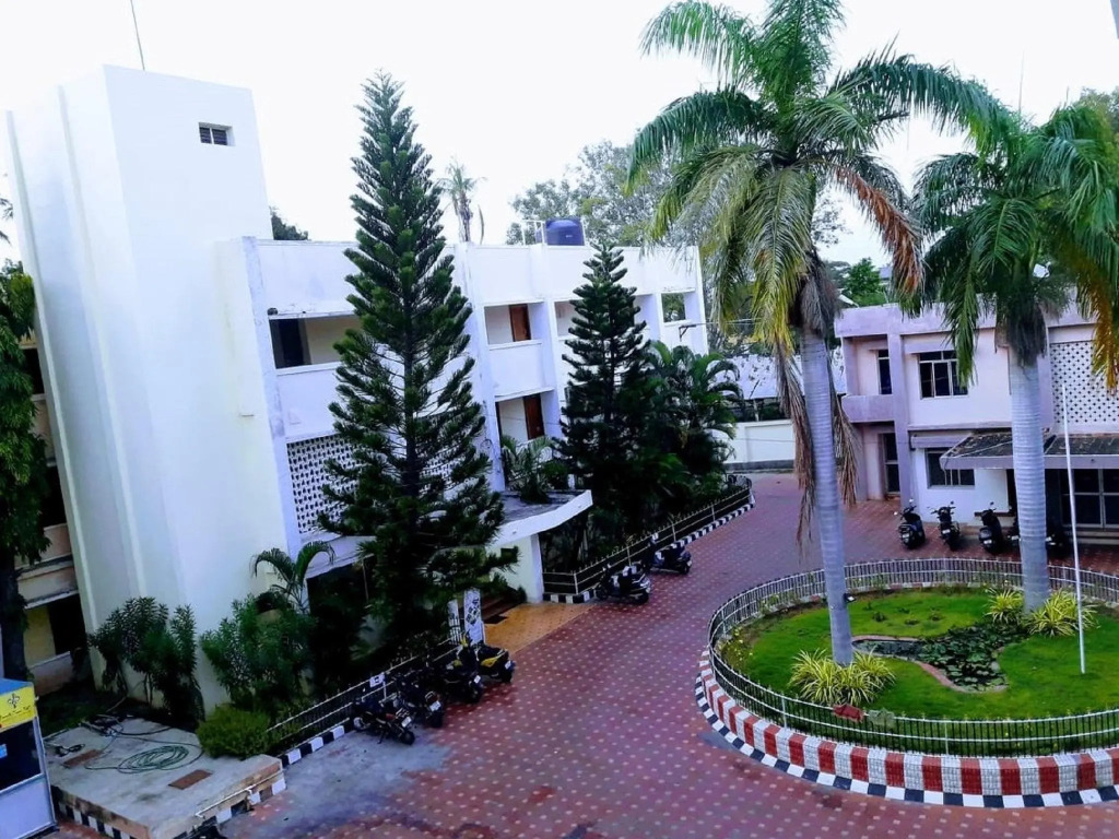 Hotel puduvai ashok
