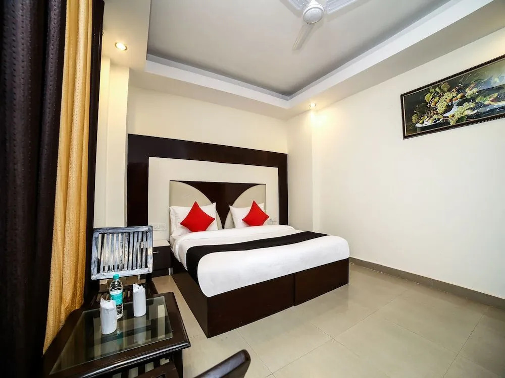 Capital O 24198 Hotel Sunrise Grand