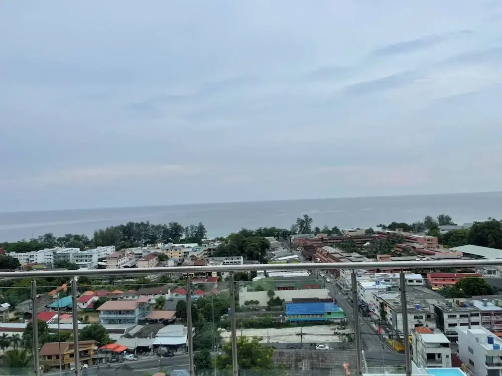 B14 - 2 Bedroom Condo With Pool Access, Karon Beach