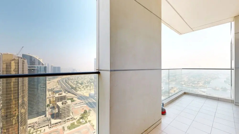 Royal Club By RVHR, Bonnington Residential Tower - JLT