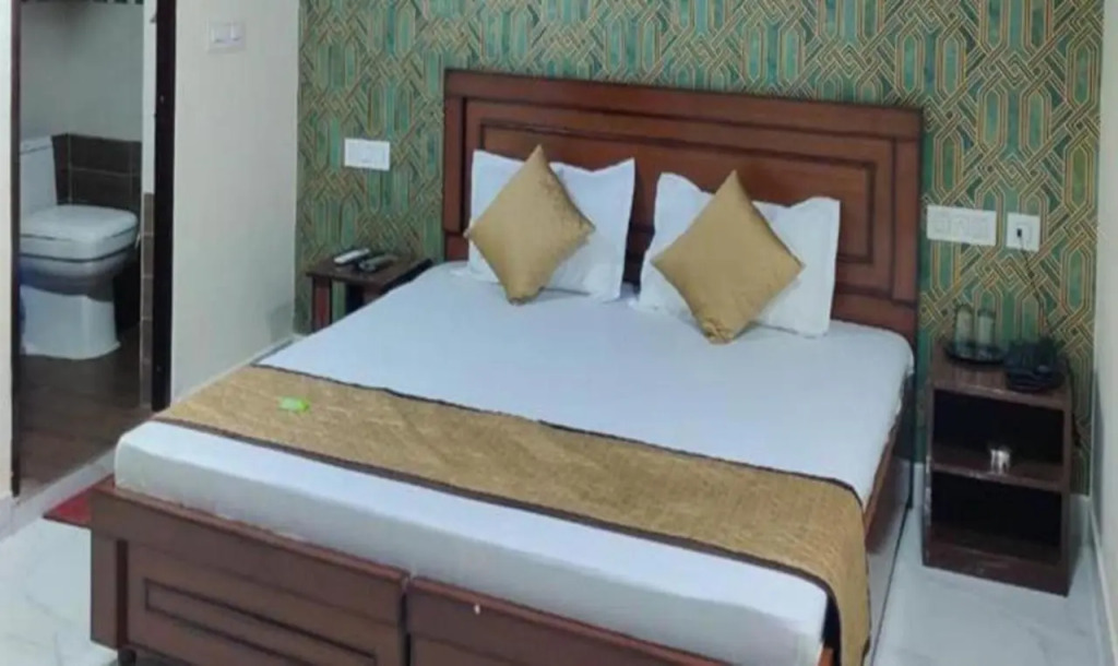 FabHotel Park View
