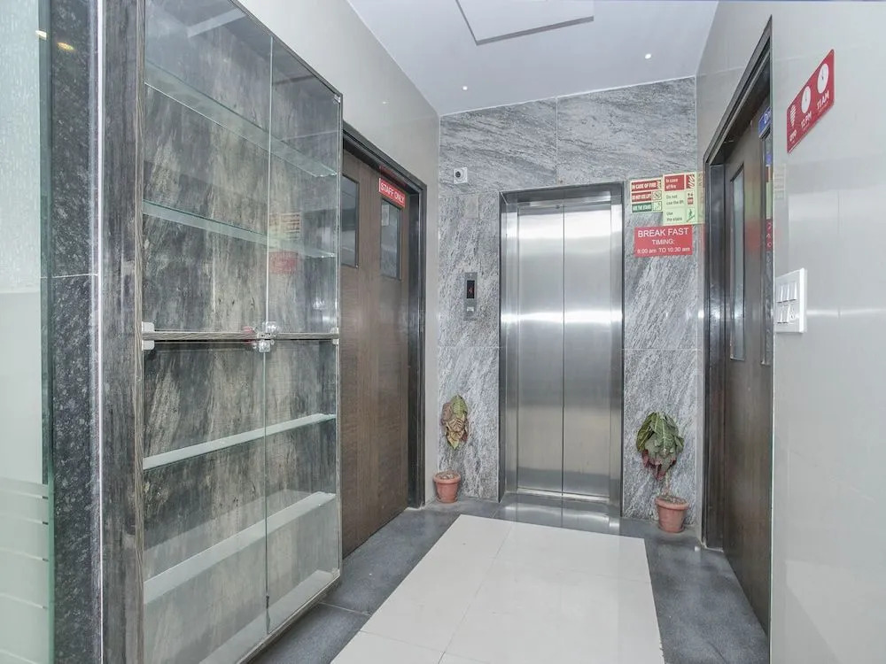 OYO 9017 Pride Homes