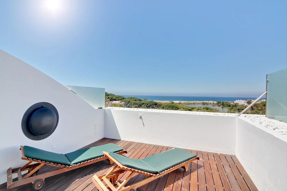 Oceanview Apartment